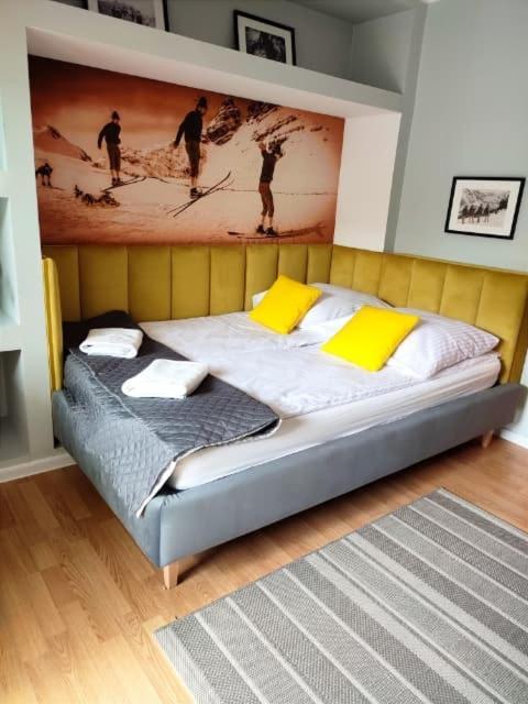 Apartment Bialy Mis Centrum